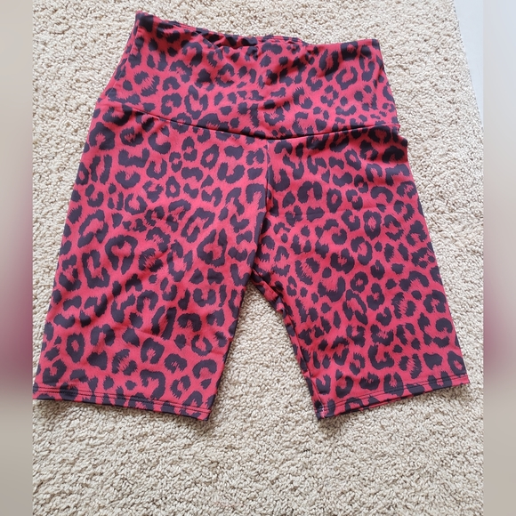 Onzie High Rise Bike Short - Picture 2 of 7